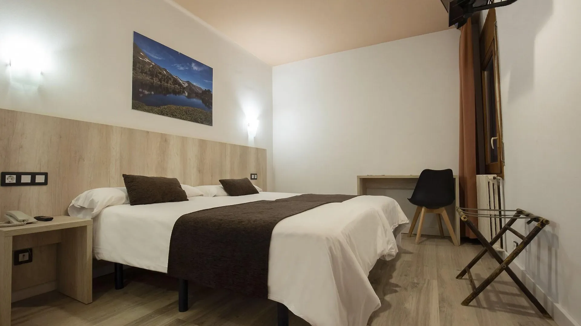 Hotel Marco Polo La Massana 3*,