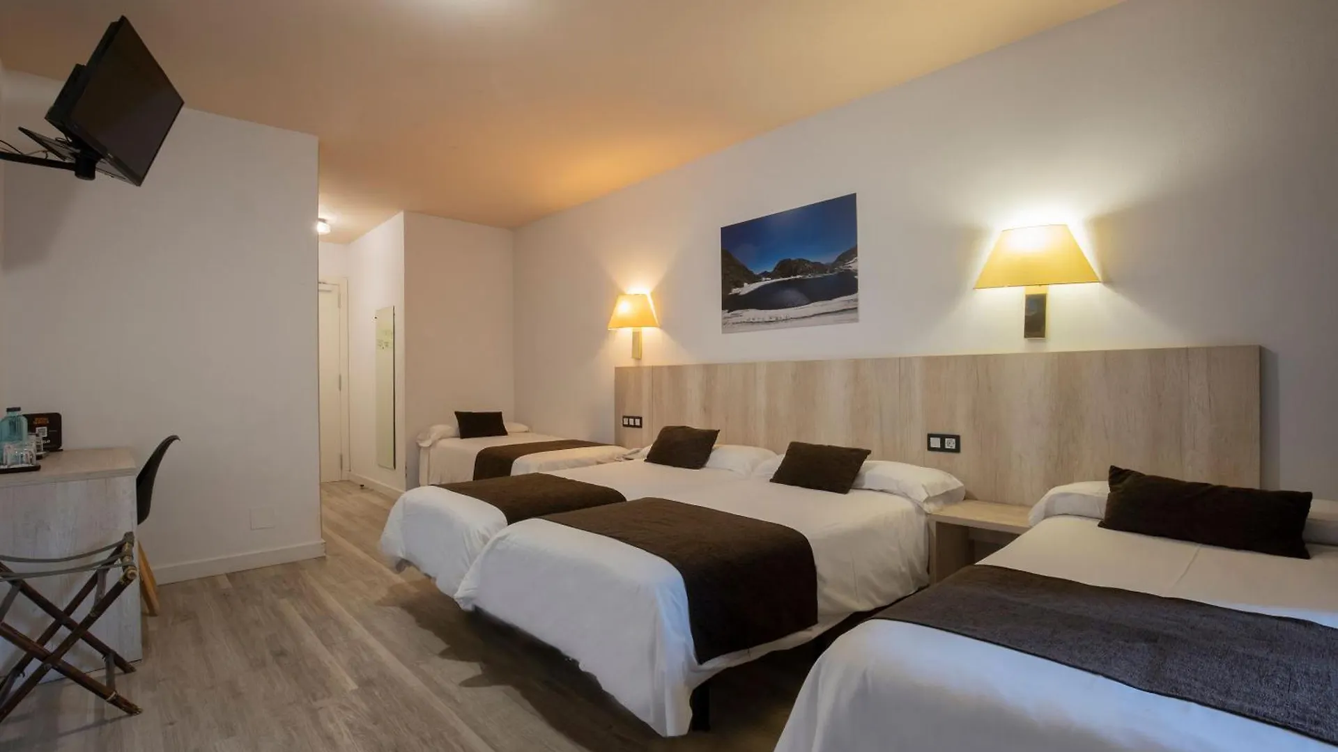 Hotel Marco Polo La Massana 3*,  Andorra